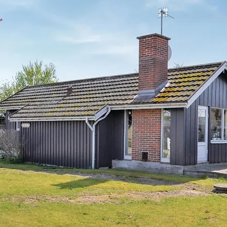 Stunning In With Kitchen Holiday home *