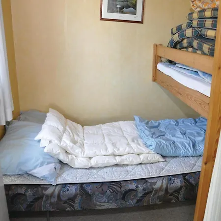 Three-bedroom In Dom wakacyjny *